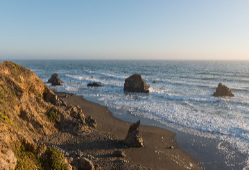 General sightseeing tour around Petropavlovsk-Kamchatsky with the trip Khalaktyrsky strand (the Pacific coast)