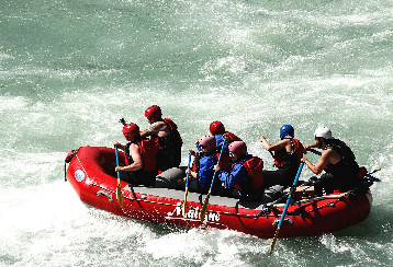 Rafting am Fluss Bystraja 